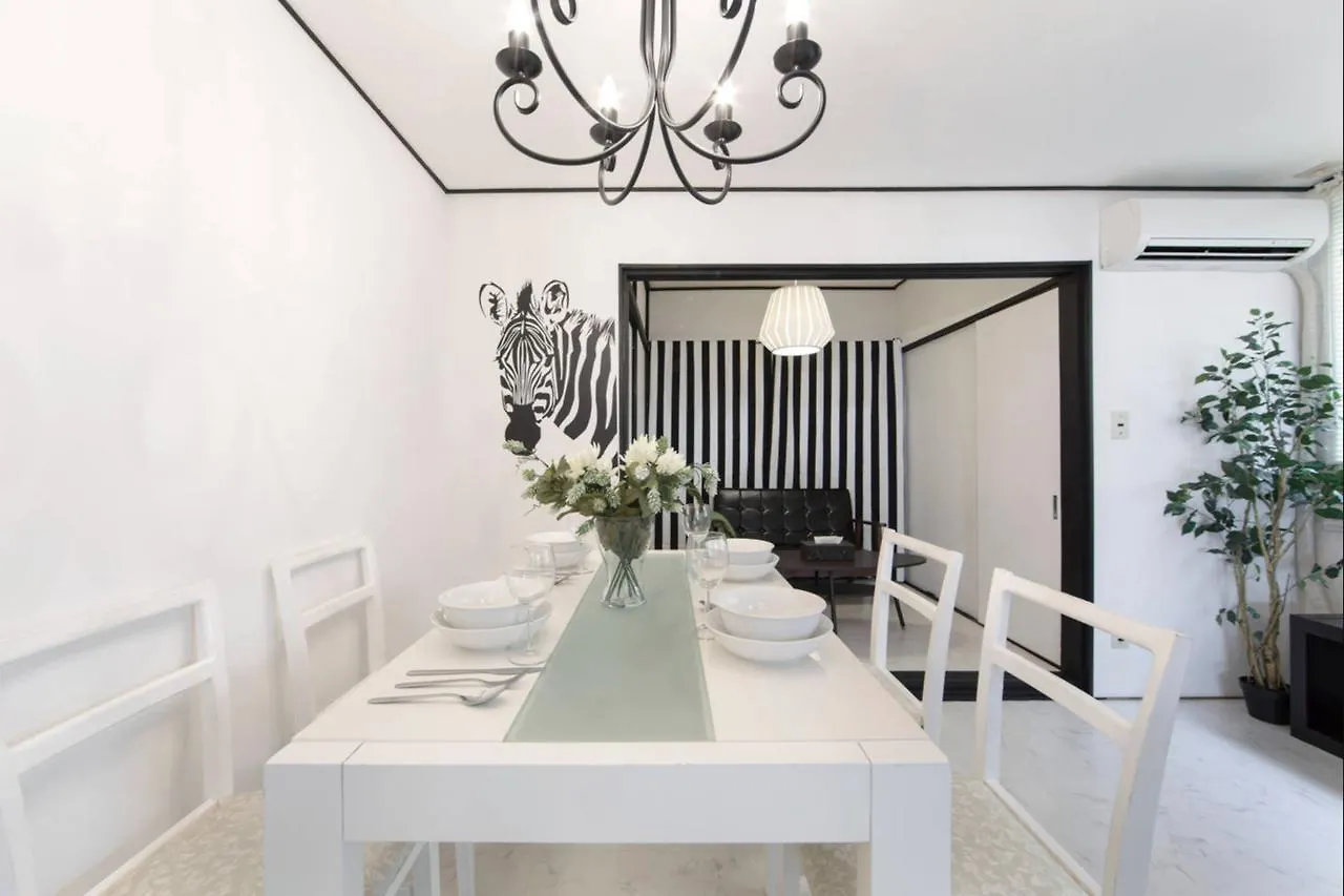Holiday home Zebrahouse Himejima Villa Osaka